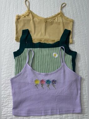 Set of 3 Lilac Green and Yellow Ribbed Floral Embroidered Cropped Top Camisole M
